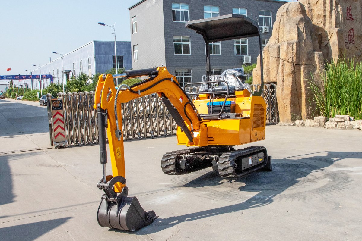  Optimize Your Construction Projects with the HW-18F Mini Excavator